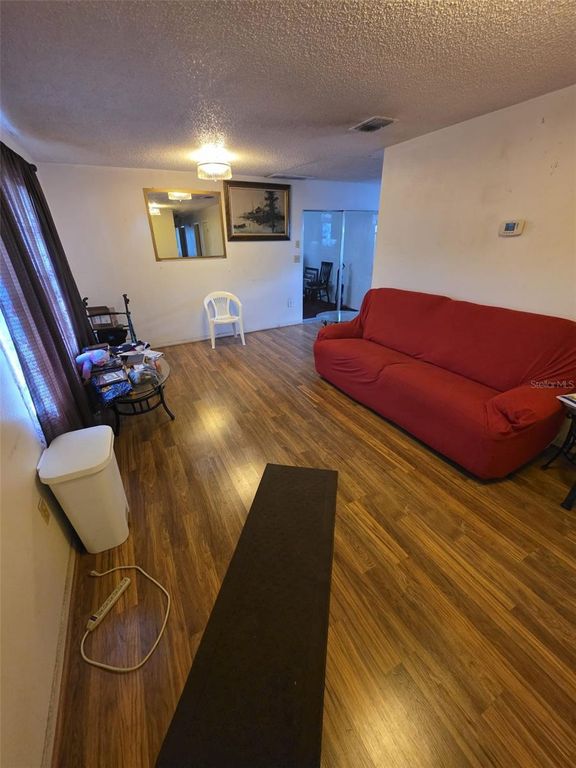 Image 3 of property listing at 2215 EMMA STREET, Lakeland, FL 33815