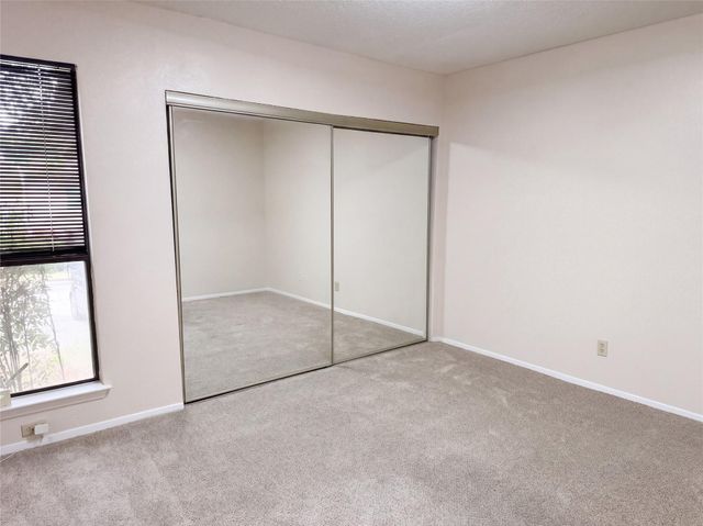 3801 Menchaca RD 24, Austin, TX 78704