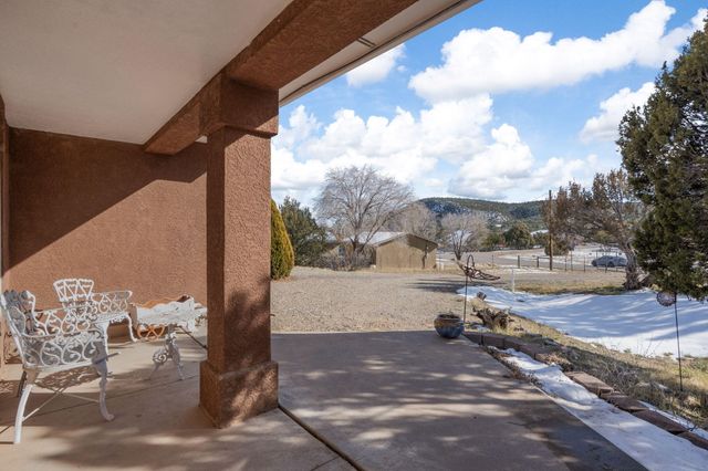 27 Sycamore Drive, Cedar Crest, NM 87008