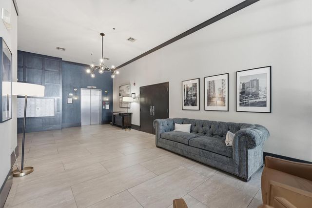 505 Jackson Hill Street 307, Houston, TX 77007