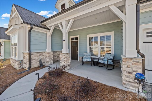 3235 Gavin Lane, Harrisburg, NC 28075