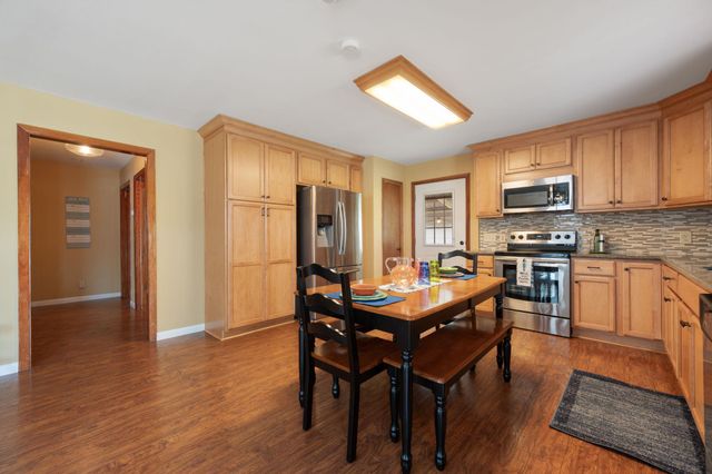 2350 Wisteria DR, Kingsland, TX 78639