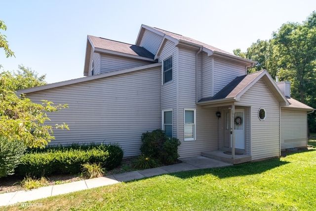 106 E Fox Road, Yorkville, IL 60560
