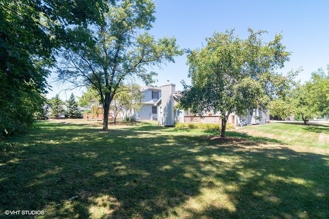 106 E Fox Road, Yorkville, IL 60560