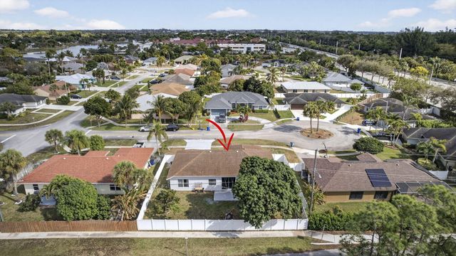 102 Brook Woode Court, Royal Palm Beach, FL 33411