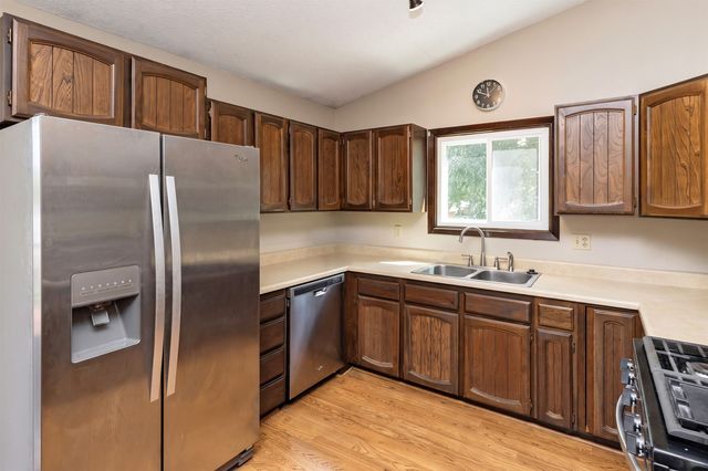 6447 Washington Avenue, Windsor Heights, IA 50324