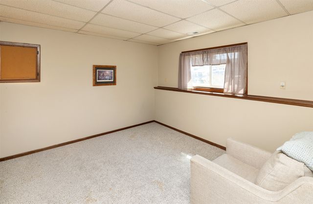 6447 Washington Avenue, Windsor Heights, IA 50324