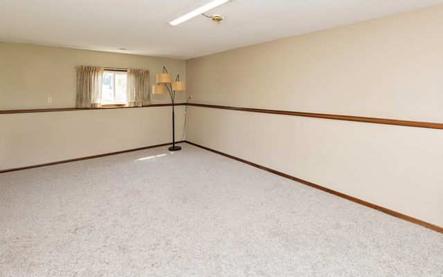 6447 Washington Avenue, Windsor Heights, IA 50324