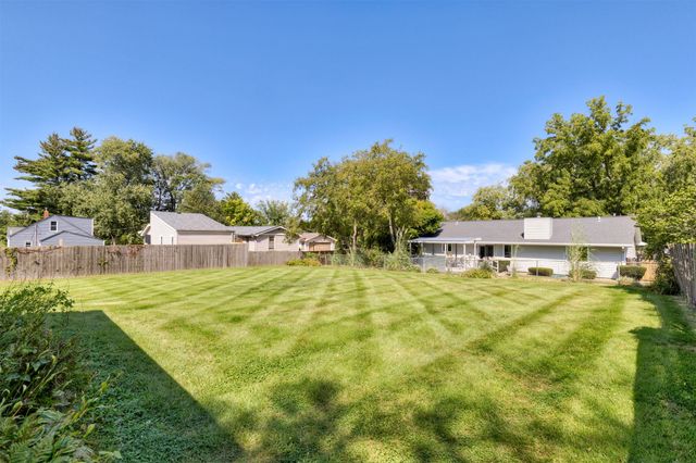6447 Washington Avenue, Windsor Heights, IA 50324