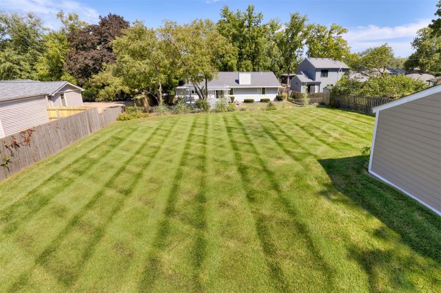 6447 Washington Avenue, Windsor Heights, IA 50324