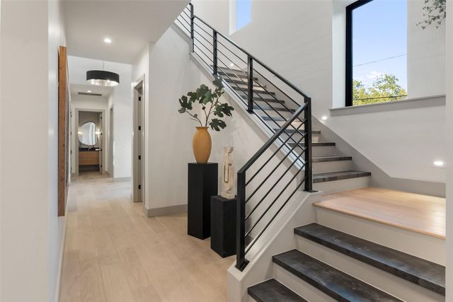 1500 Lipan TRL, Austin, TX 78733