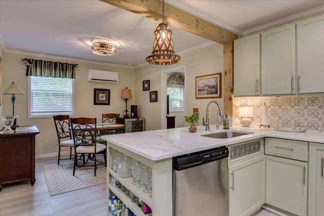 223 SE Charleston Street, Aiken, SC 29801