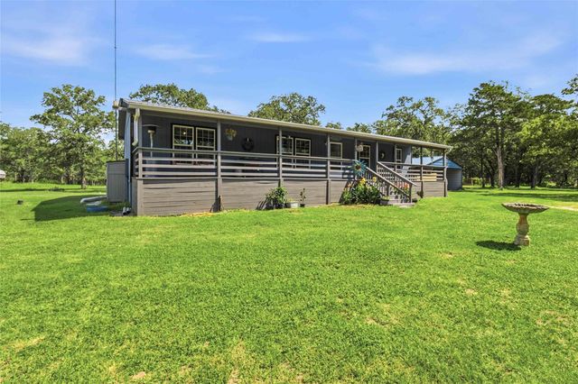 7921 Vista Ranch RD, Smithville, TX 78957