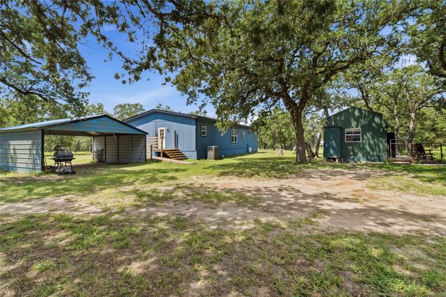 7921 Vista Ranch RD, Smithville, TX 78957