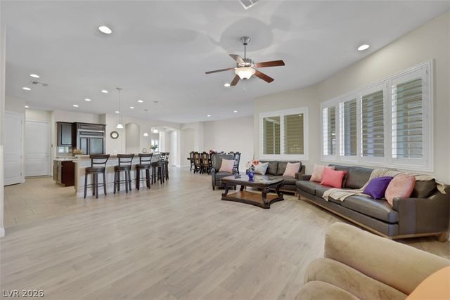 4310 Horizon Homes Street, Las Vegas, NV 89129