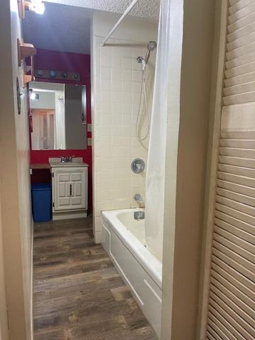 2512 40th Street, Lubbock, TX 79413