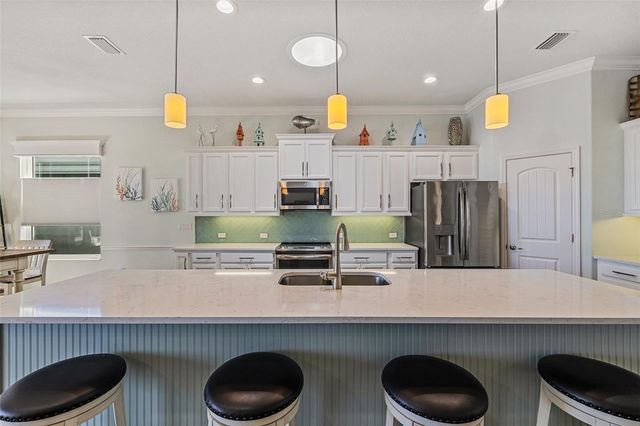 3011 ARECA AVE, New Smyrna Beach, FL 32168