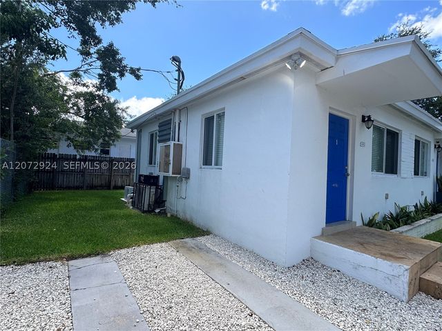 6331 NE 4th Ct 1, Miami, FL 33138
