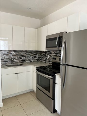 6331 NE 4th Ct 1, Miami, FL 33138