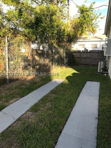 6331 NE 4th Ct 1, Miami, FL 33138
