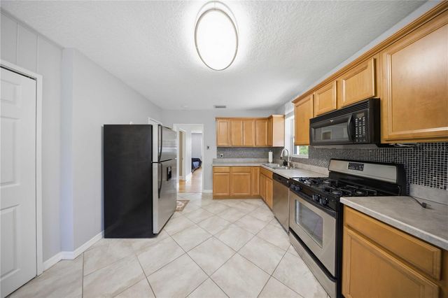 2314 BUTLER STREET, Leesburg, FL 34748