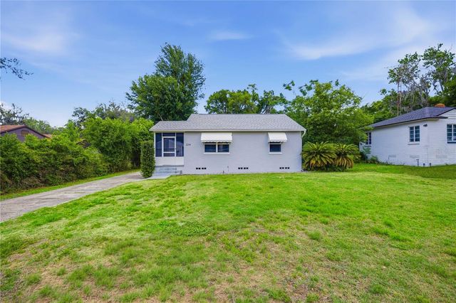 2314 BUTLER STREET, Leesburg, FL 34748