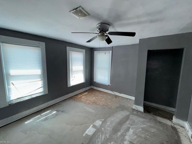 3004 George Washington HWY, Portsmouth, VA 23704