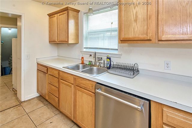 1503 W Virginia Avenue, Dunbar, WV 25064