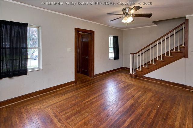 1503 W Virginia Avenue, Dunbar, WV 25064