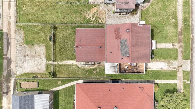1503 W Virginia Avenue, Dunbar, WV 25064