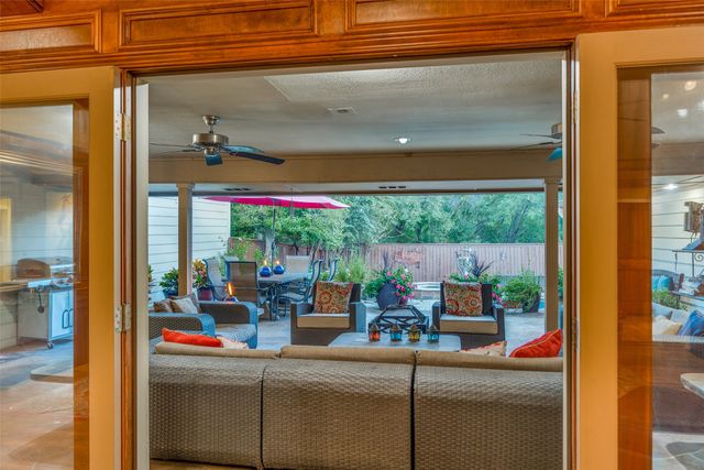 10626 Cox Lane, Dallas, TX 75229