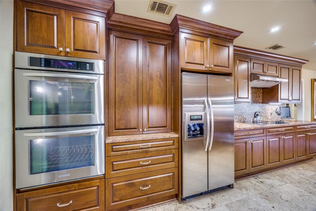 10626 Cox Lane, Dallas, TX 75229