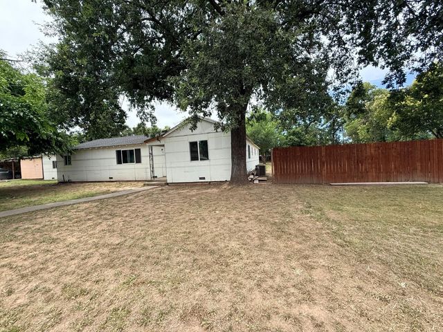 4721 Palomino Ln, North Highlands, CA 95660
