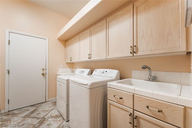 3775 Rick Stratton Drive, Las Vegas, NV 89120
