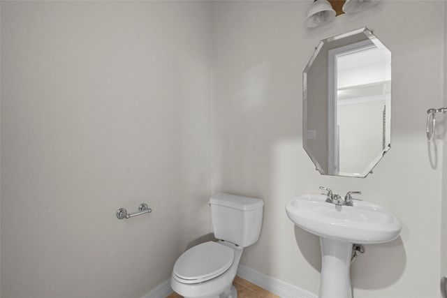 2919 Royal Oaks Grove, Houston, TX 77082