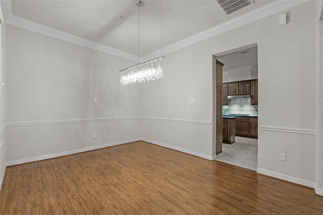 2919 Royal Oaks Grove, Houston, TX 77082