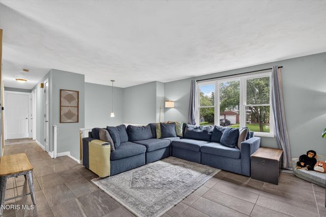 4851 Tamworth Road, Sylvania, OH 43560