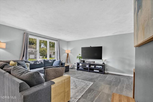 4851 Tamworth Road, Sylvania, OH 43560
