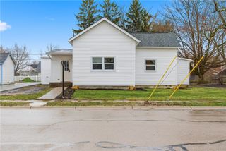 42 W Xenia Street, Jamestown Vlg, OH 45335