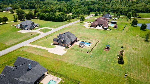 4509 Champagne Drive, Springdale, AR 72764