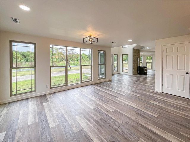 3520 S Park Avenue, Sedalia, MO 65301