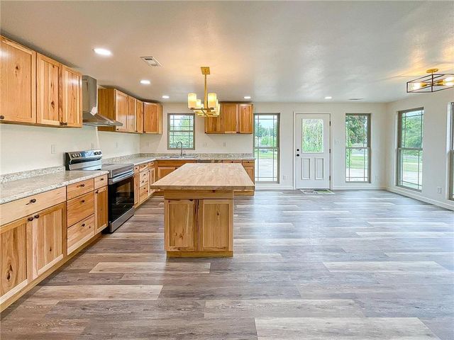 3520 S Park Avenue, Sedalia, MO 65301