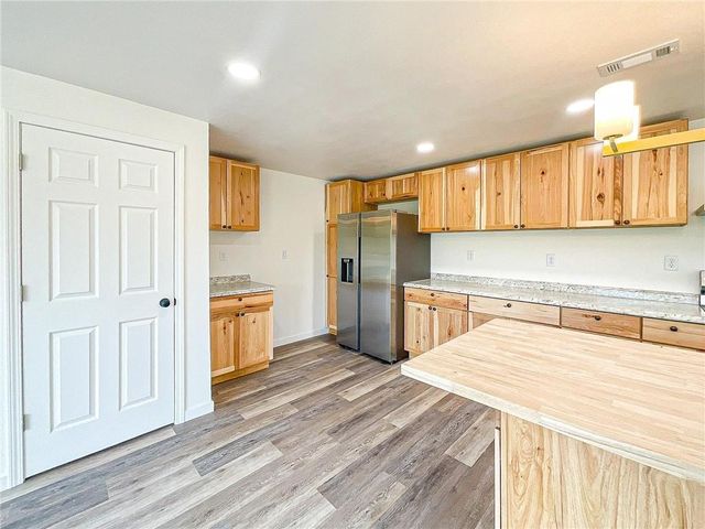 3520 S Park Avenue, Sedalia, MO 65301