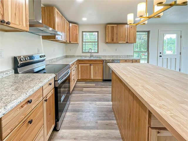 3520 S Park Avenue, Sedalia, MO 65301