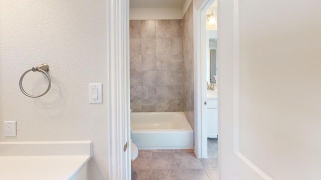 8407 Cornerstone Drive, Rowlett, TX 75088