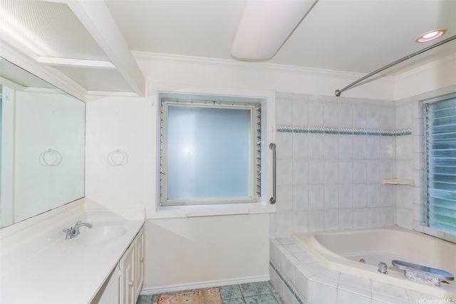 45-001 Lilipuna Road B, Kaneohe, HI 96744