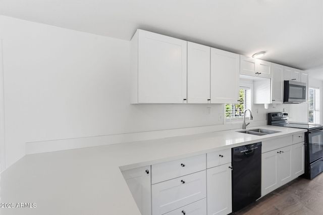 10810 N 91ST Avenue 50, Peoria, AZ 85345