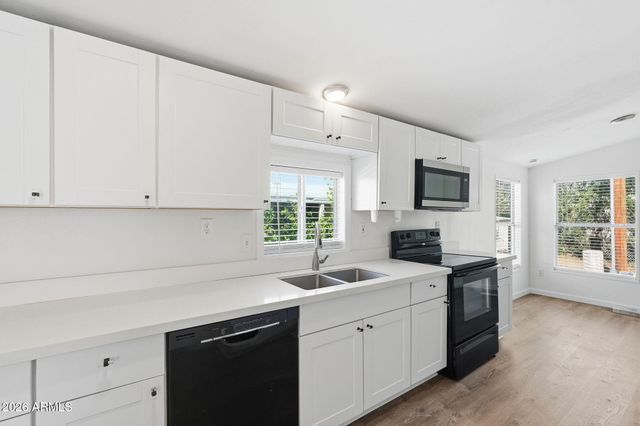 10810 N 91ST Avenue 50, Peoria, AZ 85345