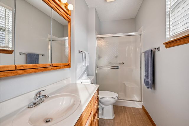 6305 Greenbriar Lane SW B, Cedar Rapids, IA 52404