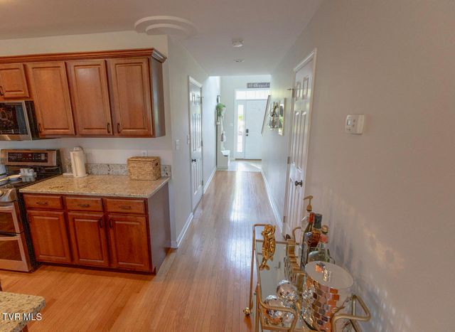 1824 King College Road Unit B4, Bristol, TN 37620